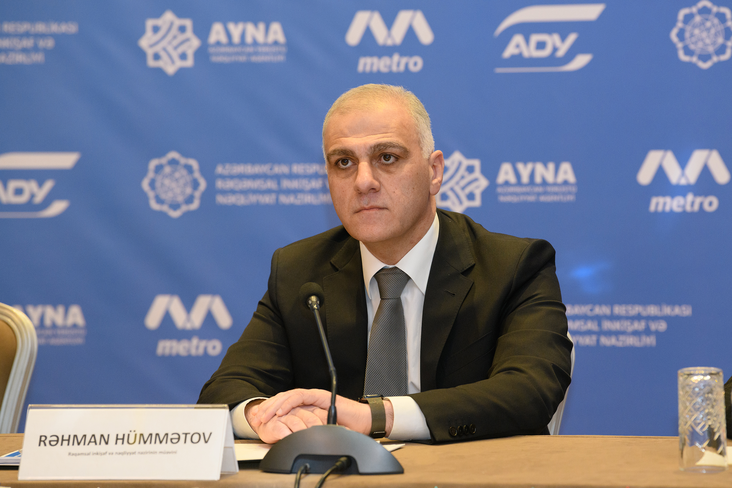 “Bakı şəhərində və ətraf ərazilərdə nəqliyyat infrastrukturunun təkmilləşdirilməsinə dair 2025 – 2030-cu illər üçün Dövlət Proqramı”nın 2025-ci il üzrə icrasına həsr olunan dəyirmi masa