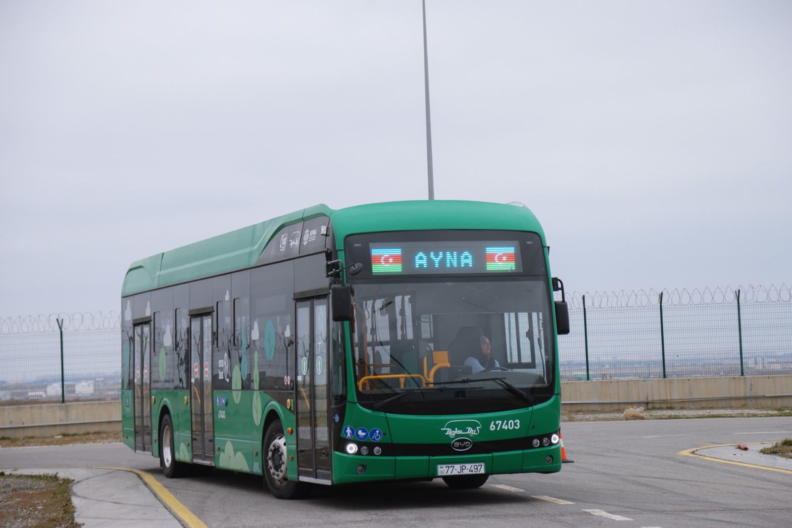 Avtobus idarə edəcək qadın sürücülər üçün təlimlər davam edir