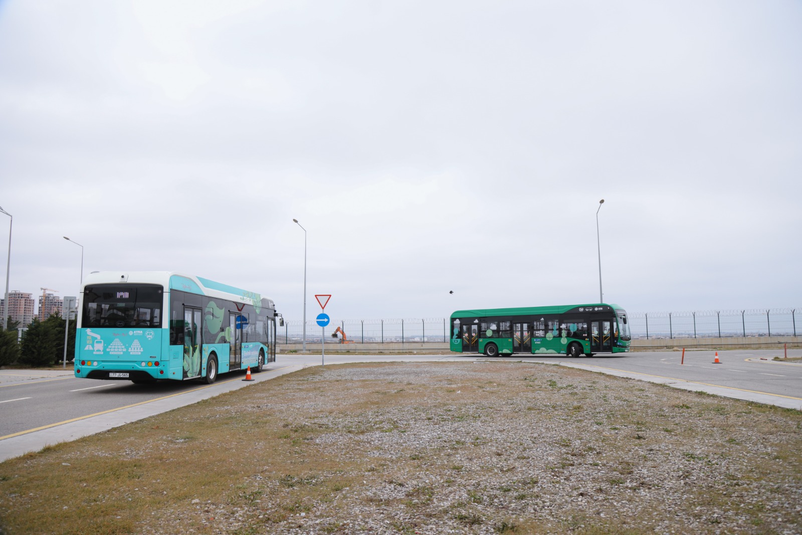 Avtobus idarə edəcək qadın sürücülər üçün təlimlər davam edir