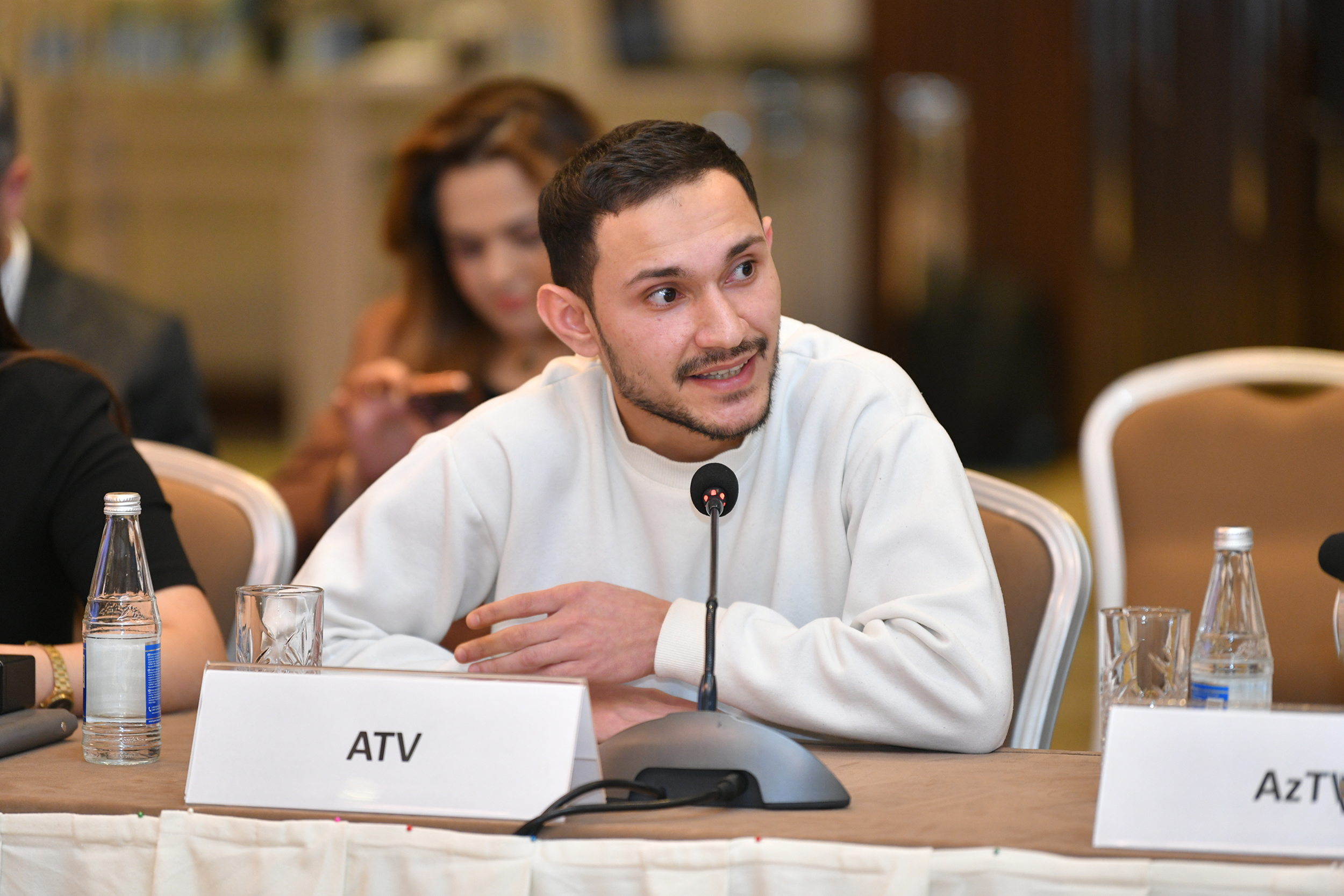 “Bakı şəhərində və ətraf ərazilərdə nəqliyyat infrastrukturunun təkmilləşdirilməsinə dair 2025 – 2030-cu illər üçün Dövlət Proqramı”nın 2025-ci il üzrə icrasına həsr olunan dəyirmi masa