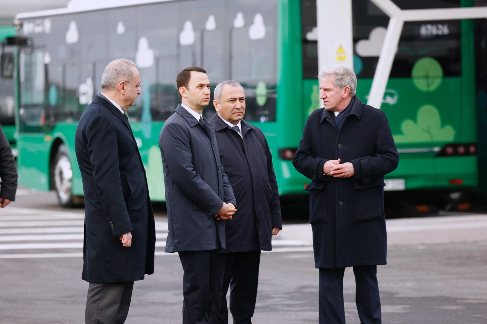 “Albalılıq elektrik avtobus deposu” istifadəyə verilib