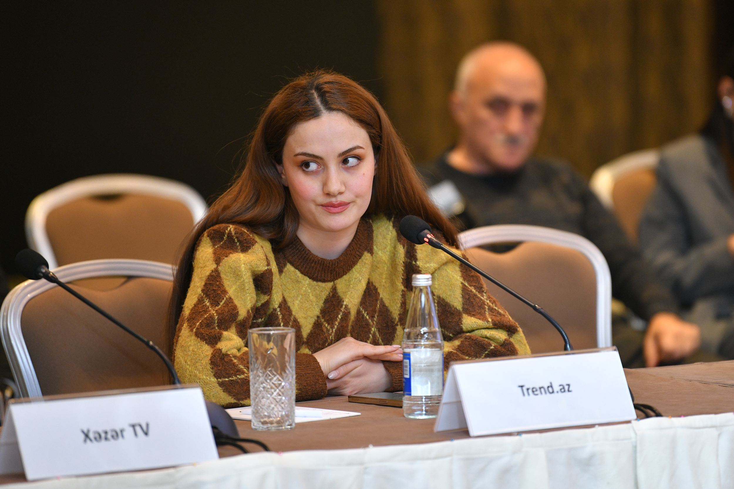 “Bakı şəhərində və ətraf ərazilərdə nəqliyyat infrastrukturunun təkmilləşdirilməsinə dair 2025 – 2030-cu illər üçün Dövlət Proqramı”nın 2025-ci il üzrə icrasına həsr olunan dəyirmi masa